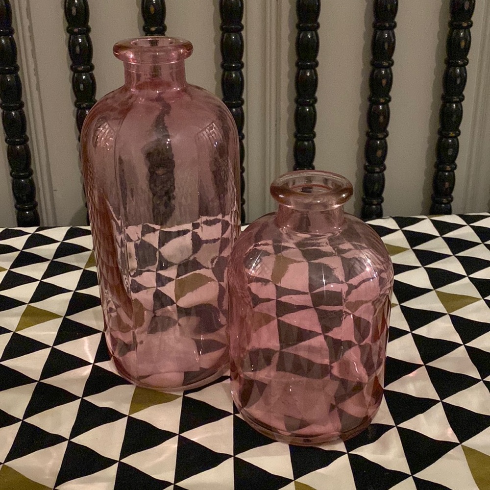 2 lilac vases